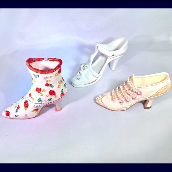 Miniature Collectable Porcelain Shoes Vintage Signed - Picture 2 of 14